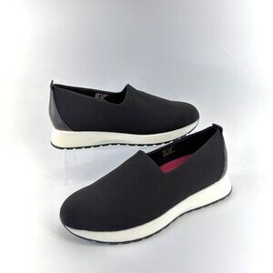 Munro Mackenna Sneakers Slip-On Black Shoes Women Size 10 Wide